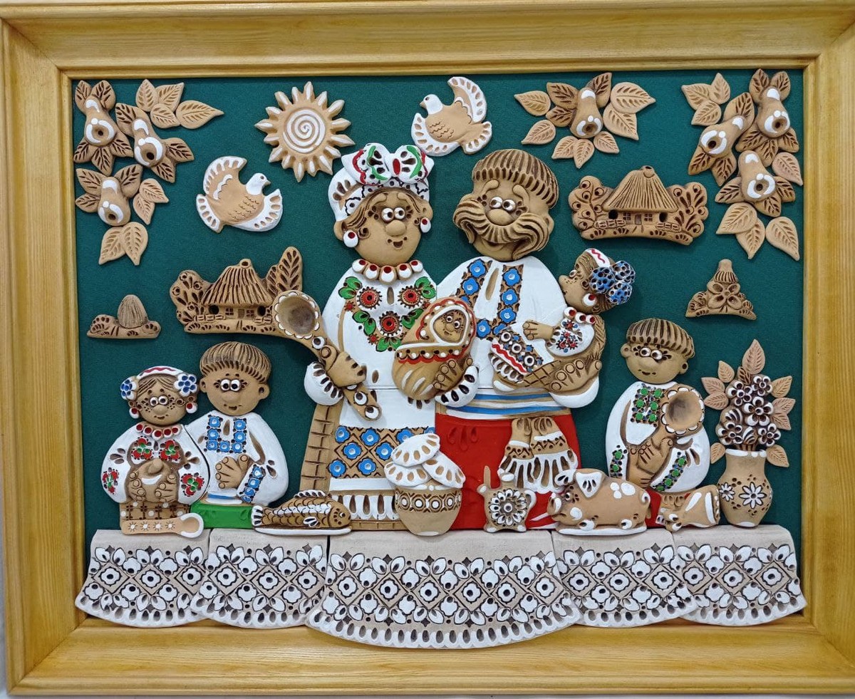 Сім'я велика з 5 дітками за столом (40*55 см) - зображення 1