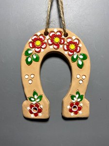 Велика підкова світла з червоними квітами (12 см.підвісочка) - зображення 2