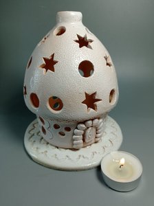 Біла зоряна хатинка маленька кругла (14 см. глазурована) - зображення 1
